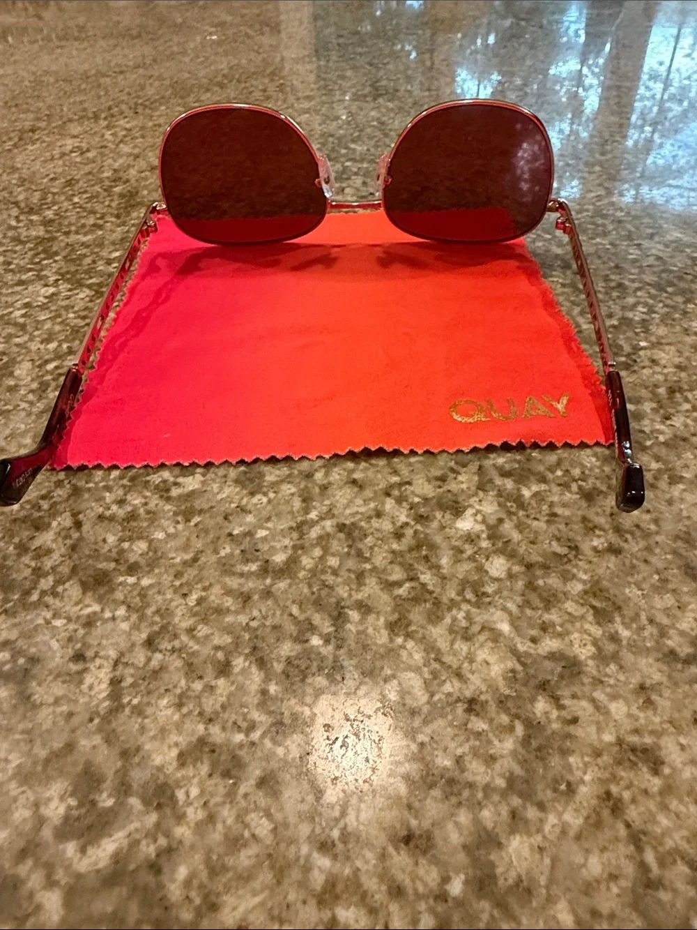 Quay Australia Round Metal Sunglasses with mirror Lenses
